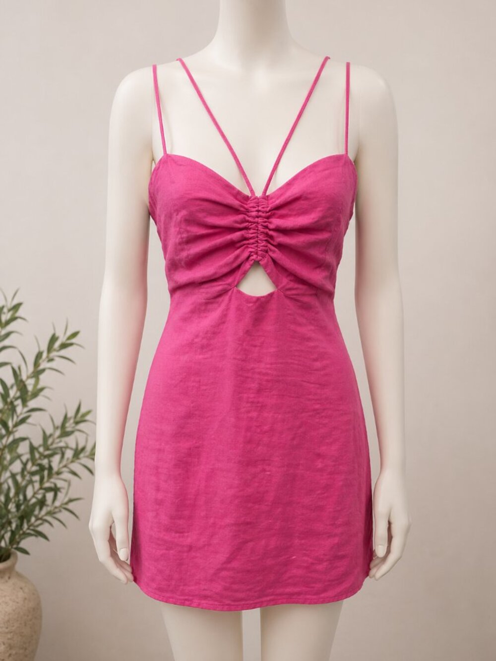 100% Linen Strappy Mini Dress Size 6 Spaghetti Strap Ruched Cutout Barbiecore